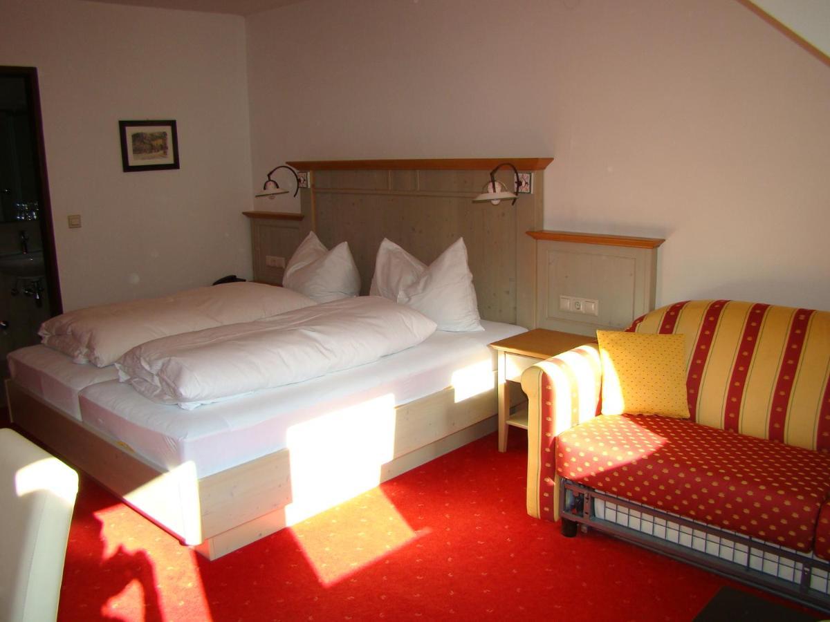 Hotel Neuwirt เมาเทิร์นดอร์ฟ ภายนอก รูปภาพ