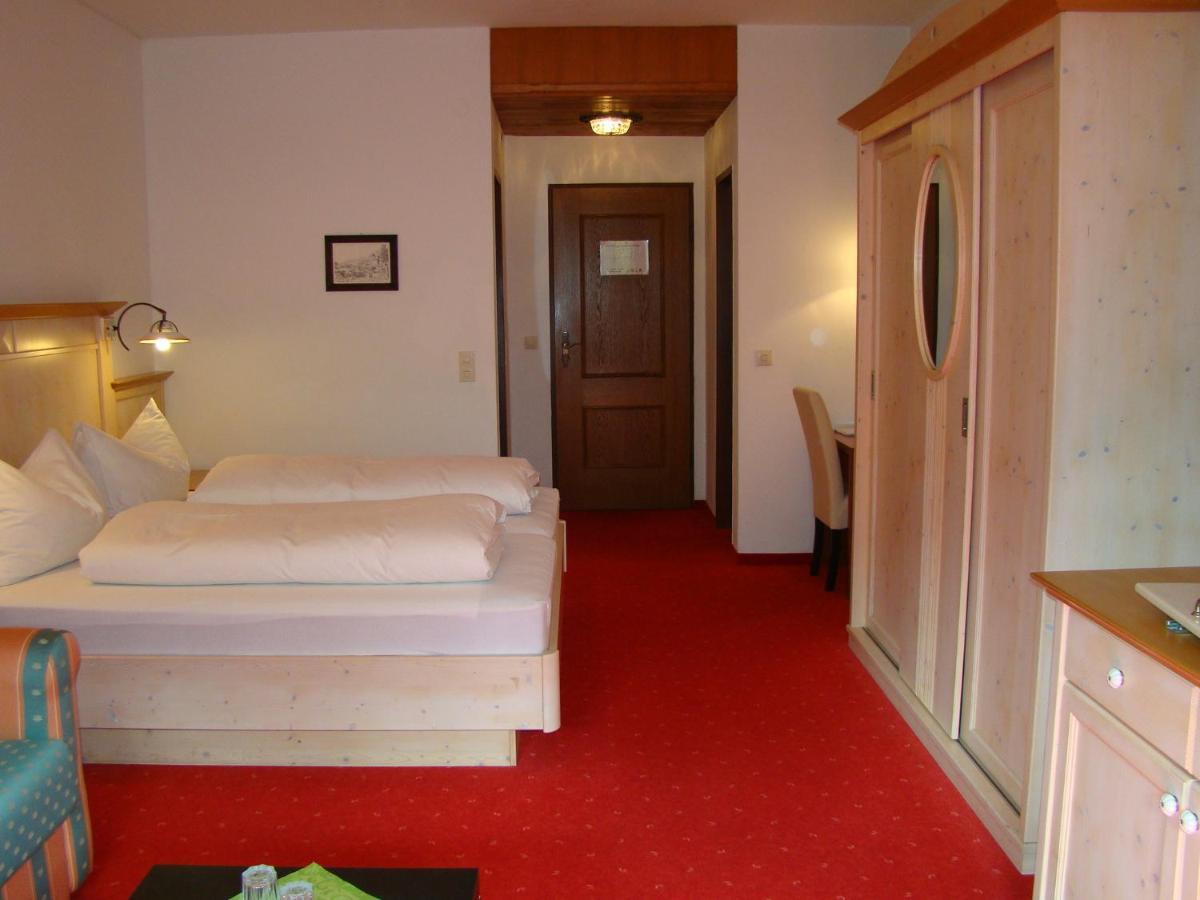 Hotel Neuwirt เมาเทิร์นดอร์ฟ ภายนอก รูปภาพ